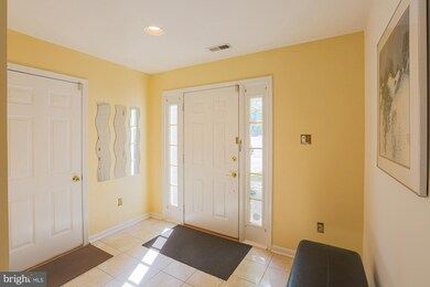 5367 Chase Lions Way, Columbia, MD 21044 - photo 2
