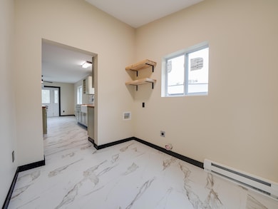 118 McLaughlin Ave-23