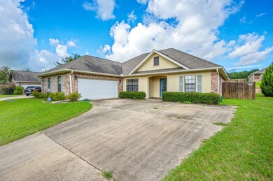 3265 Chappelwood Dr, Crestview, FL 32539 - photo 2