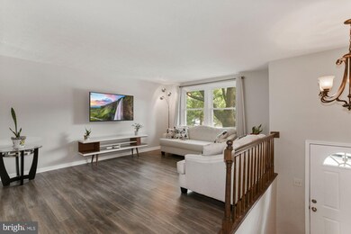 9140 Burke Rd, Burke, VA 22015 - photo 6