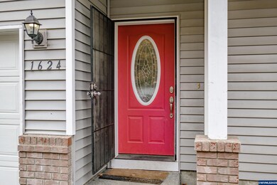 1624 S 6th St, Independence, OR 97351 - photo 2