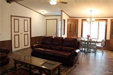 Living/Dining room