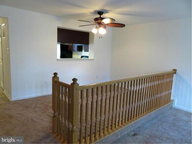 1906 Cross Trails Rd, Windsor Mill, MD 21244 - photo 4