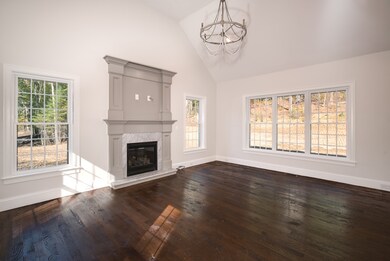 152 Pleasant St, Northborough, MA 01532 - photo 3