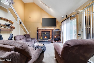 528 Saunders Ct, Bushkill, PA 18324 - photo 5