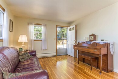 231 Morey St, Manchester, NH 03103 - photo 3