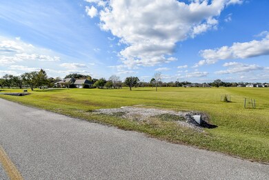 702 Comanche Trail Dr, Rosharon, TX 77583 - photo 6