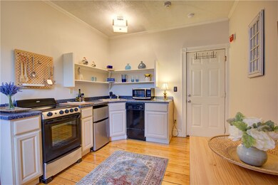 73 Holden St unit 2B, Providence, RI 02908 - photo 5