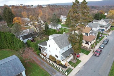 47 N Railroad St, Walnutport, PA 18088 - photo 6