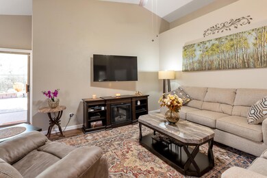 40011 N. Patriot Way - Family Room