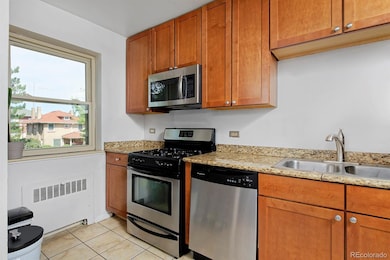 2100 N Franklin St unit 7, Denver, CO 80205 - photo 7