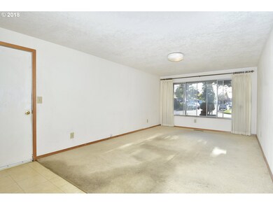 1926 NE Vista Ave, Gresham, OR 97030 - photo 5