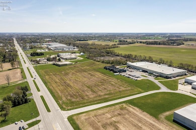 1085 W Main St, Bellevue, OH 44811 - photo 3