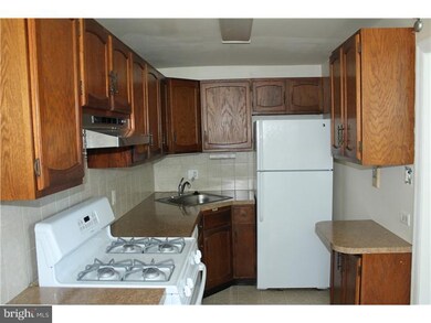 2416 Stoneybrook Ln, Drexel Hill, PA 19026 - photo 7