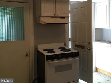 2581 Edmondson Ave, Baltimore, MD 21223 - photo 6