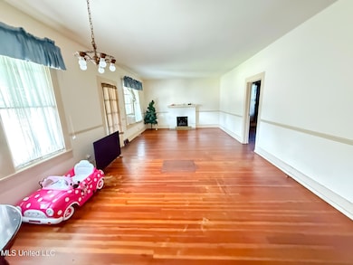 507 W Georgia Ave, McComb, MS 39648 - photo 5