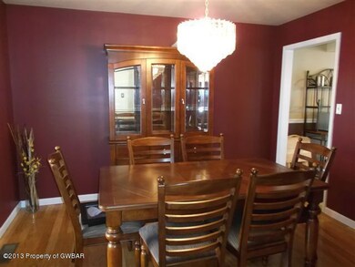 38 Huckleberry Ln, Duryea, PA 18642 - photo 6