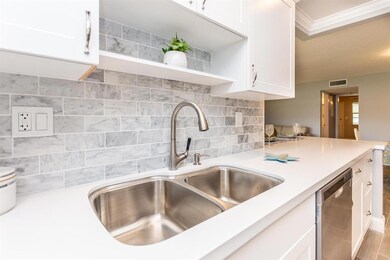 452 High Point Dr Unit B-large-020-17-DS