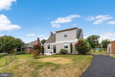 600 Morton Ave, Folsom, PA 19033 - photo 3