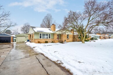 1501 Carlton Ave NE, Grand Rapids, MI 49505 - photo 2