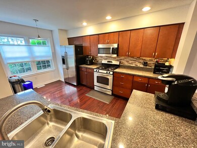 262 Leedom Way unit 97, Newtown, PA 18940 - photo 3