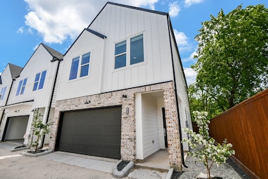 821 Martin St, Houston, TX 77018 - photo 3