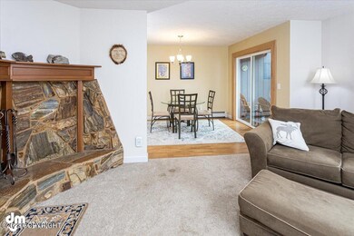 07-Living Room_IMG_0865