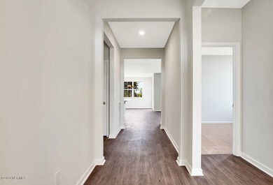 9610LargeOakCourt-04