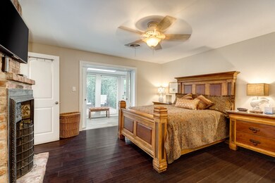 307 Coke Ln, Alvin, TX 77511 - photo 3