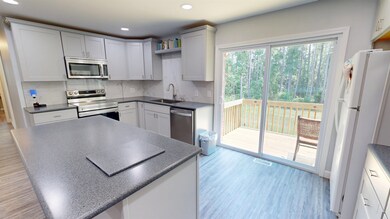 136 Sparkstown Dr, Enoree, SC 29335 - photo 4