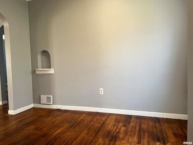 503 Waverly Rd, Davenport, IA 52804 - photo 5