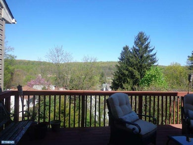 153 Maple Ave, Coatesville, PA 19320 - photo 2