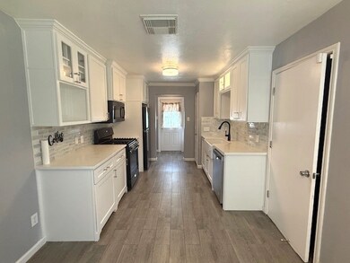 6019 Greenpark Manor Ln, Houston, TX 77085 - photo 7