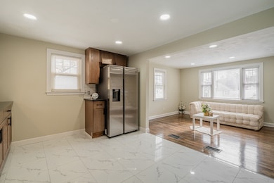 5 Cornell St, Plainville, CT 06062 - photo 7