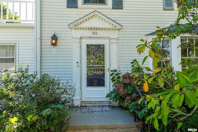 711 W Elm St, Carbondale, IL 62901 - photo 5