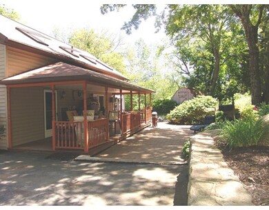 10 E 2nd St, Sutton, MA 01590 - photo 3