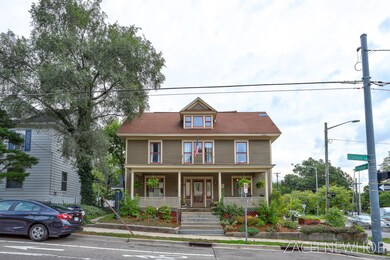 4 Union Ave NE-1