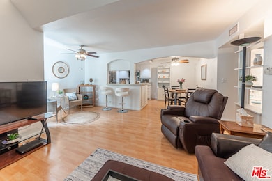 3719 Country Club Dr unit 6, Long Beach, CA 90807 - photo 4