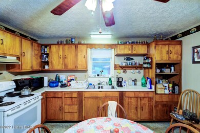 GSP-1109_Eastwood_Fisherville_Rd-5