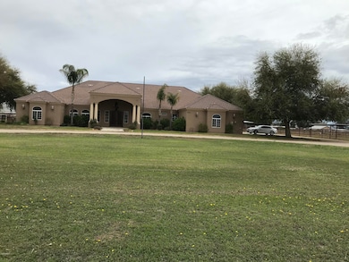 EB064FBB-0FFD-4E7B-917B-4C6C0C9FD6A6