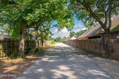 2 - A Eureka Plantation - Private Road