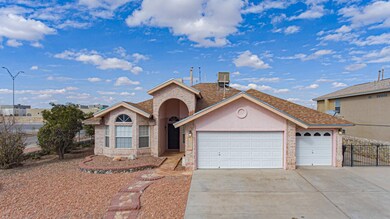 13813 Horizon Heights Cir, Horizon City, TX 79928 - photo 3