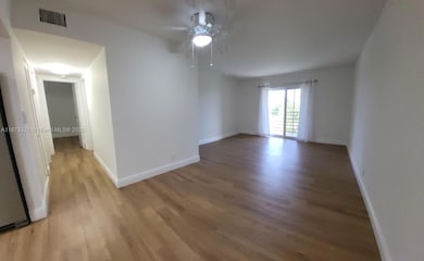 4354 NW 9th Ave unit 123B, Deerfield Beach, FL 33064 - photo 4