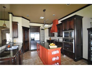 2805 SE 5th St, Moore, OK 73160 - photo 3