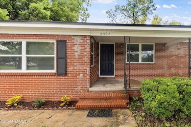 6507 Harlow Blvd, Jacksonville, FL 32210 - photo 3