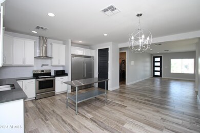 2140 E Palm Ln, Phoenix, AZ 85006 - photo 3