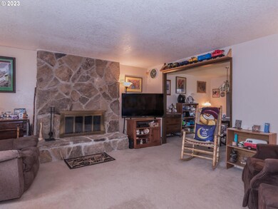 3845 NE Rene Ave, Gresham, OR 97030 - photo 7