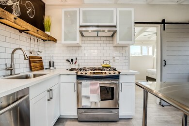 2525 E Spring Street-6