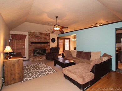 unlisted-address, Tulsa, OK 74132 - photo 5