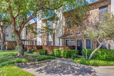 6123 Oram St unit 3, Dallas, TX 75214 - photo 2